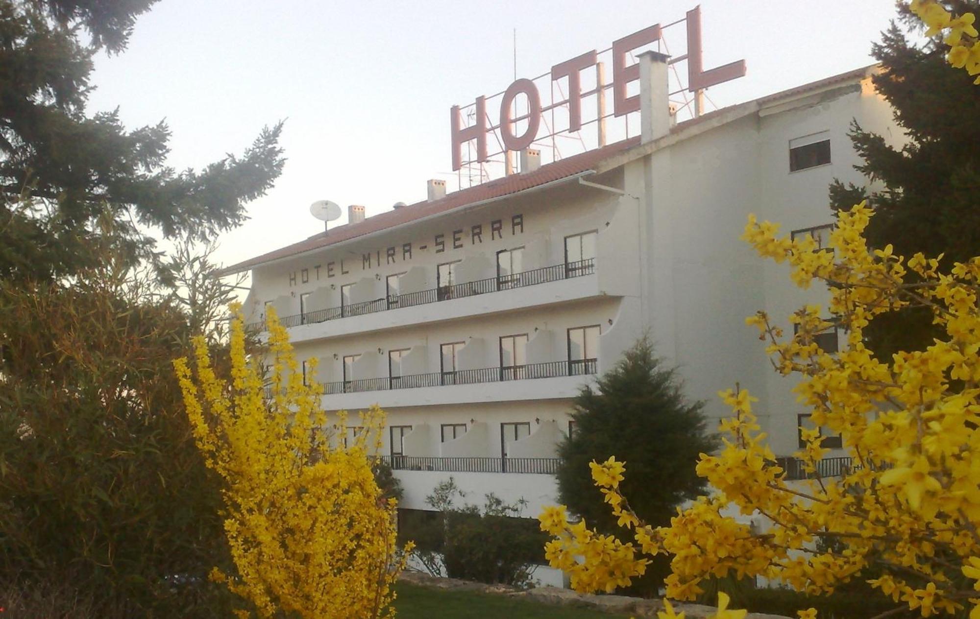 Hotel Mira Serra Celorico Da Beira Exterior foto